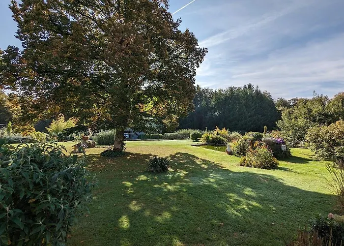 D'hotes Du Savernay Bed & Breakfast 3*